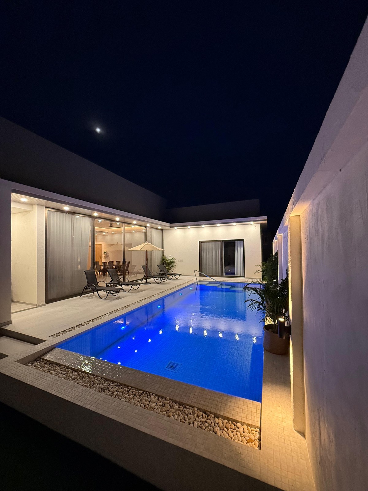 Piscina notte